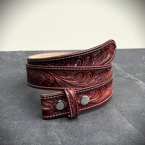 Cinturón de Cuero Genuino Estilo Western Vintage, Diseño Floral Tallado a Mano en Piel de Vaca con Hebilla de Latón, Cinturón Vaquero de Diseñador - Product Image 1