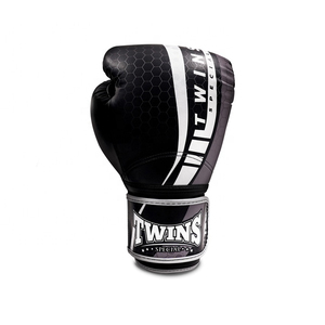 Gants de boxe Sanda noirs et blancs à double fermeture auto-agrippante en cuir synthétique pour MMA, à doigts entiers, imperméables et antidérapants - Product Image 3