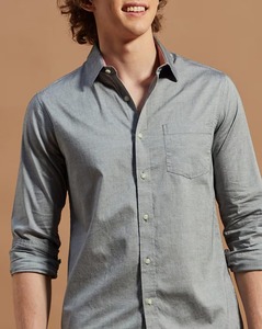 Chemise décontractée pour homme en popeline de coton gris, col rabattu, manches longues, respirante, coupe classique, couleur unie, style printemps - Product Image 1