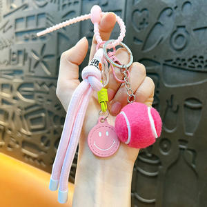 Porte-clés créatif et coloré en alliage de zinc, motif visage de tennis lumineux, avec pompon, écologique, pendentif de sac, petit cadeau pour voiture de sport - Product Image 5