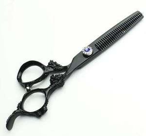 Ciseaux de coiffure noirs de 7 pouces, ensemble de ciseaux de coupe et d'éclaircissement pour barbier droitier, avec acier japonais 440C authentique - Product Image 2
