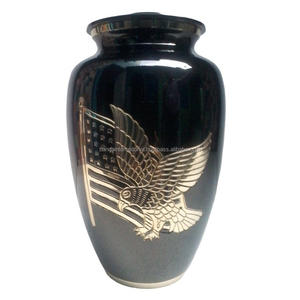 Urnes funéraires pour adultes en laiton avec dôme de haute qualité et belle conception multicolore avec urnes funéraires en métal fini rose et étain - Product Image 3