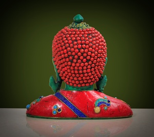 Busto de Buda de Resina Hecho a Mano con Acabado en Piedra, Escultura Decorativa Colorida para Meditación y Decoración del Hogar - Product Image 4