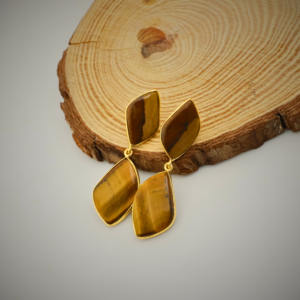 Pendientes de Ojo de Tigre Chapados en Oro de 18K – Doble Gota de Piedra Preciosa Natural – Joyería Elegante y Distintiva - Product Image 4