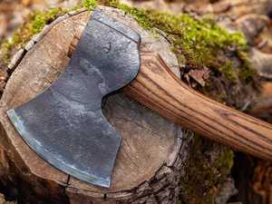 Hacha Vikinga Ragnar Forjada a Mano, Acero con Alto Contenido de Carbono, Grado Industrial, Uso en Cocina, Funda de Cuero, THEWIZ CRAFTS - Product Image 3