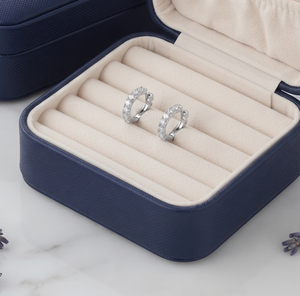 Pendientes de Oro Sólido 10K 14K 18K con Moissanita Certificada IGI, Color DEF, Claridad VS VVS, Tipo Hugger y Aro de Tenis, Venta al por Mayor - Product Image 6