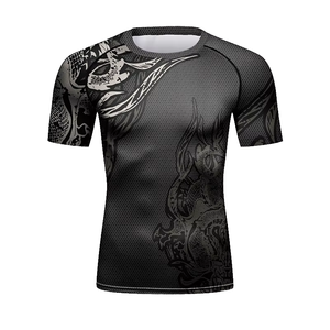 Camiseta corta de compresión personalizada para hombre, hecha de spandex con diseño sublimado, perfecta para BJJ, MMA, Jiu-Jitsu, boxeo y entrenamiento en el gimnasio. - Product Image 2