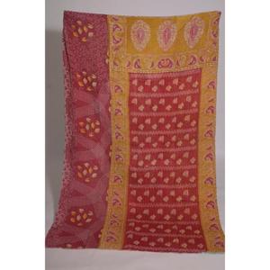 ผ้าห่มกันธาทำมือ ลายดอกไม้สไตล์วินเทจ ผ้าฝ้ายโบโฮอินเดีย ผ้าคลุมเตียงแบบสองด้าน ของขวัญตกแต่งบ้าน - Product Image 1