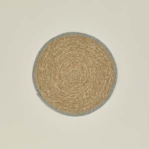 Wholesale Eco Friendly Braided Handwoven Natural Wicker Seagrass <b>Round</b> <b>Placemat</b> Gray Border Dining Table Mat Bulk Hotel Decor - Product Image 1