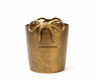 Seau à glace antique avec poignée en or |   Refroidisseur à vin de luxe en aluminium |   Décoration de bar à domicile personnalisable de forme ronde à motif floral - Product Image 1