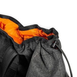 Sac fourre-tout tactique grande capacité, design minimaliste, tissu imperméable, poignée souple, poche intérieure zippée, unisexe, fabriqué au Vietnam - Product Image 6