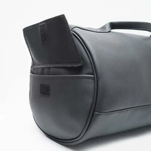 Bolsa de Viaje Cilíndrica de Cuero Genuino, Moderna, con Gran Capacidad de Almacenamiento, Diseño de Lujo para Fin de Semana - Product Image 3