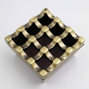 Cenicero de Escritorio Cuadrado de Aluminio Vintage con Diseño de Ondas, Marca TELOVER ENTERPRISES de Uttar Pradesh para Uso Doméstico - Product Image 3