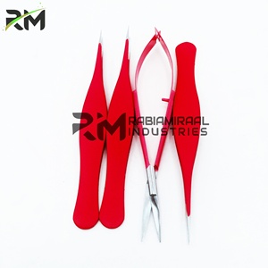 Ensemble de pinces à épiler pour sourcils à pointe rouge pointue, en plastique durable, pour une épilation précise - Product Image 6