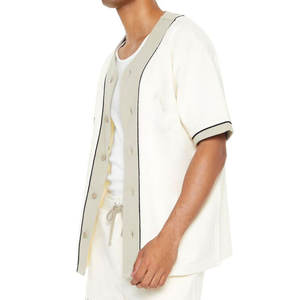 Camiseta de Béisbol Sublimada Personalizada 100% Poliéster al por Mayor, Color Blanco con Franjas Amarillas, Uniforme y Camiseta de Softbol - Product Image 4