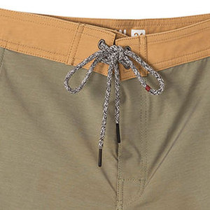 Shorts de bain imprimés de haute qualité pour hommes, vente en gros, shorts de surf et de plage pour hommes, fabriqués au Pakistan - Product Image 3