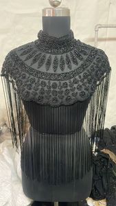 Cape d'épaule vintage de luxe en nylon fin à franges perlées, col roulé, pour femme, accessoire de robe de soirée ou de mariage - Product Image 3
