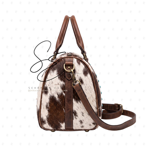 Sac de voyage en cuir de vachette occidental avec broderies florales sculptées à la main, clous turquoise et bandoulière – Sac à main Rodeo Speedy - Product Image 3