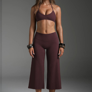 Ensemble de yoga 2 pièces personnalisé pour femme : Soutien-gorge de sport à col halter et pantalon de jogging taille haute à jambes larges – Tenue de fitness 2026 - Product Image 4