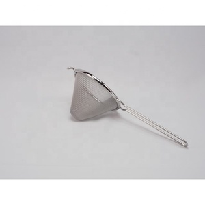 Passoire à soupe en maille Fine faite au japon, avec poignée ergonomique, panier tout en acier inoxydable - Product Image 1