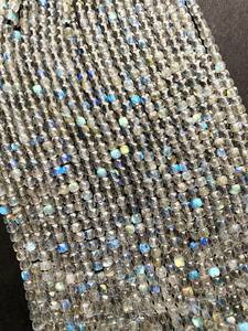 ลูกปัดลาบราดอไรต์ทรงเหลี่ยมธรรมชาติ ประกายสีฟ้าสวยงาม ลูกปัดลาบราดอไรต์คุณภาพสูง - Product Image 3