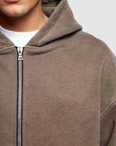 เสื้อฮู้ดดี้ผู้ชายแบบซิปคู่ OEM 2026 รุ่นสั่งทำพิเศษ น้ำหนัก 480 กรัม ผ้าคอตตอนฟลีซเนื้อหนา ทรงโอเวอร์ไซส์ ไหล่ตก ตัดสั้น ทรงบ็อกซี่ - Product Image 3