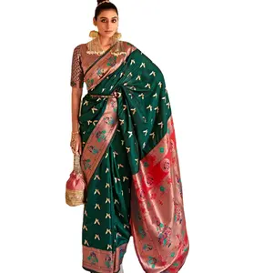 El último Sari estampado de seda de algodón pesado de diseñador de Fab Zone - Product Image 1