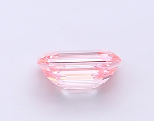 Diamant rose vif fantaisie taille émeraude de 1,33 carat, qualité SI1, excellente finition, cultivé en laboratoire, pierre non montée pour bijoux sur mesure - Product Image 5