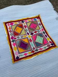 ผ้าปะติดปักลายวินเทจทำมือ – แผงผ้าตกแต่งสไตล์โบโฮหลากสี - Product Image 2