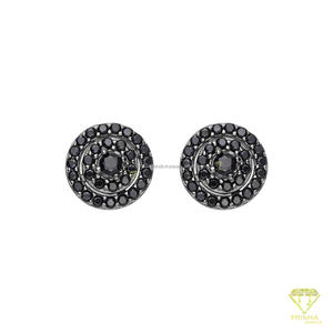 Élégantes boucles d'oreilles classiques en moissanite et diamant, en argent sterling 925 plaqué or, bijoux fins de qualité supérieure pour femmes - Product Image 4