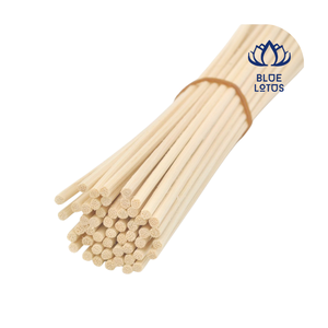 Diffuseur d'arômes de lotus bleu de haute qualité avec bâtonnets en rotin naturel - Product Image 1