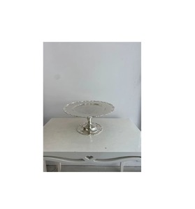 ฐานวางเค้กโลหะทรงกลมสีเงิน ดีไซน์คลาสสิกเพื่อการจัดแสดงอย่างหรูหรา - Product Image 4