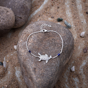 Bracelet délicat tortue de mer en argent sterling 925 avec perle bleue, bijoux côtiers - Product Image 4