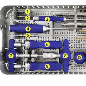 Ensemble d'implants chirurgicaux pour la colonne vertébrale : Vis pédiculaires, tiges, connecteurs croisés, crochets, composants de fixation en alliage de titane - Product Image 2