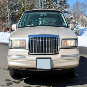 Lincoln Town Car Serie Ejecutiva de 1997 - Product Image 1