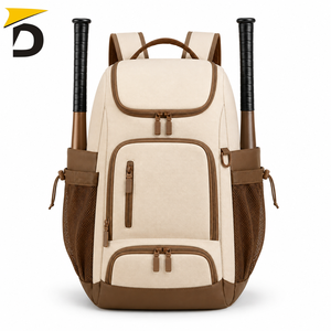 Bolsa de entrenamiento de béisbol que proporciona almacenamiento organizado, material duradero y fácil transporte para equipo y accesorios de práctica. - Product Image 1