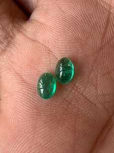Esmeraldas Naturales Ovaladas Cabujón Verde Intenso, Par a Juego, Pulido Liso, Gemas Sueltas para Fabricación de Joyas y Pendientes ZUBEDA GEMS - Product Image 3