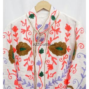 Chaqueta A2ZCraftBazar Hecha a Mano con Bordado Suzani, Cuello en V, Transpirable, de Secado Rápido, TNT, Ecológica, con Diseño Floral Vintage para Mujer - Product Image 6