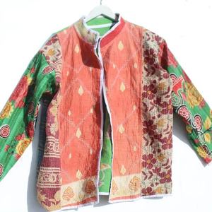 Vintage Kantha Jacket Mujer Patchwork chaqueta Uno de los tipos de chaqueta para las mujeres - Product Image 1