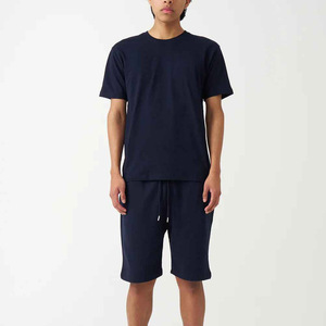 Nouvel article au style tendance, service OEM, ensemble short et t-shirt léger pour homme, haut de gamme, tenue de plage imprimée - Product Image 1