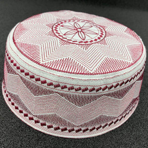 Casquettes islamiques pour hommes sur mesure, brodées, casquettes musulmanes, casquettes de prière, casquettes d'Arabie Saoudite - Product Image 2