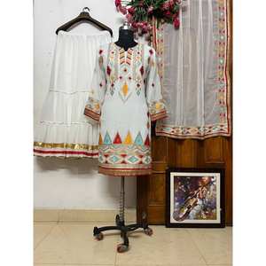 Conjunto superior e inferior de mujer de diseñador con Dupatta para ropa de fiesta - Product Image 1