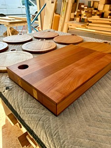 เขียงไม้โอลีฟไม้พร้อมด้ามจับเขียงไม้ธรรมชาติ - Product Image 3
