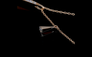 Collar con Colgante de Barra de Diamante Cultivado en Laboratorio, Diseño Minimalista Personalizado |   Fabricante de Joyería Fina OEM ODM |   Joyería Elegante para Uso Diario y Fiestas - Product Image 5