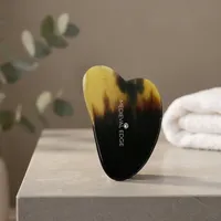 Gua Sha de luxe portatif en corne naturelle, forme cœur, style médiéval, design original d'usine indienne, pour le visage et la relaxation