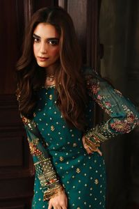 Vêtements pakistanais tendance, tenue de soirée 3 pièces, robes de soirée, tissu de qualité supérieure, options personnalisées ornées - Product Image 2