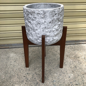 Artisanat pour la maison et le jardin au Vietnam : Jardinières en béton avec pieds, bacs à plantes OEM/ODM - Product Image 3