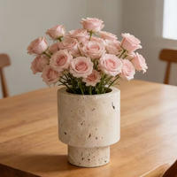Vase en travertin classique et élégant, parfait pour décorer votre salon, votre bureau, votre table de chevet, pots à fleurs en travertin