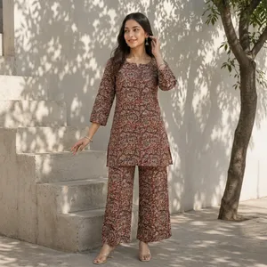 Ensemble Kurta et pantalon en coton imprimé pour femme, motif Paisley marron, col rond, manches trois quarts, coupe droite, tenue ethnique décontractée - Product Image 4