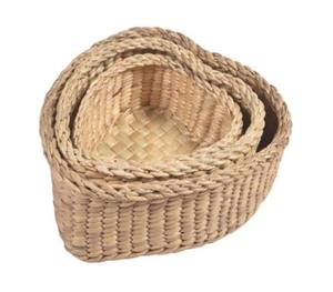 Ensemble de 3 paniers en jacinthe d'eau tressée en forme de cœur, paniers de rangement faits à la main, vente en gros, écologiques, fabriqués au Vietnam - Product Image 2